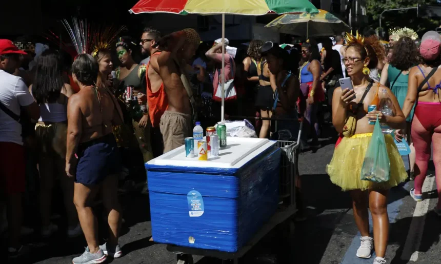 Saiba como se prevenir dos golpes financeiros no carnaval - Sergipe Em ...